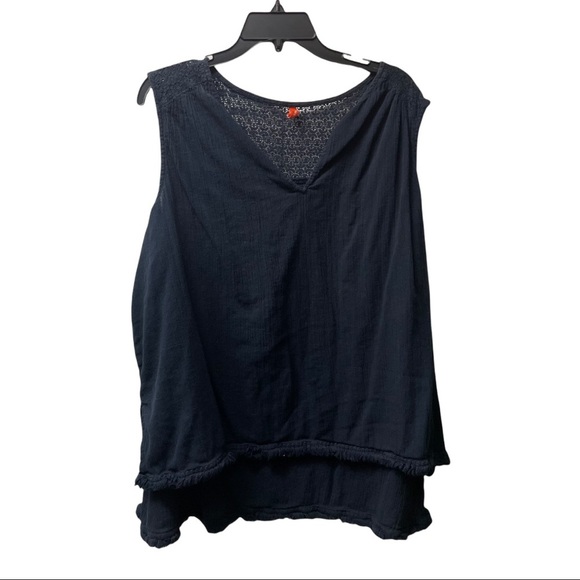 Plus size tang top - Picture 1 of 5